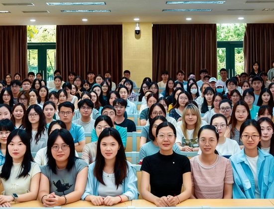 新生報到管理系統